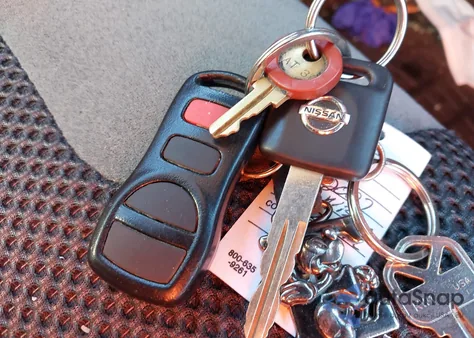 2007 Nissan Sentra 2.0S from USA, damaged, VIN 3N1AB61E77L632635